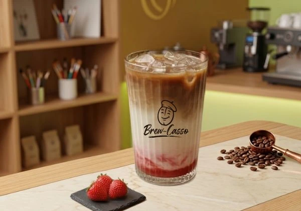 Iced Strawberry Latte