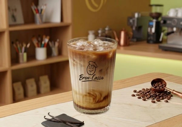 Iced Vanilla Latte